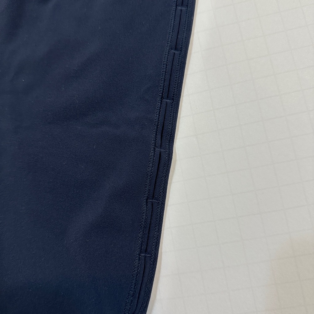 Athleta Horizon Scallop Capri Stormy Sky Small - Picture 7 of 12